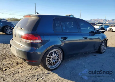 2012 Volkswagen Golf z USA, uszkodzony, nr VIN WVWDB7AJ6CW211894